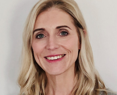 Dr Lindsey Thomas